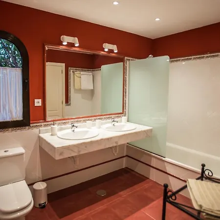 Casa Perla - With Big Garden And Private Pool